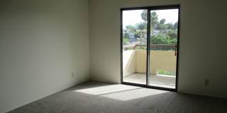 2 bedroom, 2 bath 3rd floor condo Gallery 7