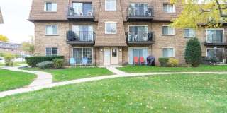 9426 Bay Colony Dr Gallery 1