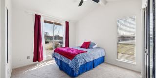 Great 2 Bedroom Townhome - Available Now! Gallery 10
