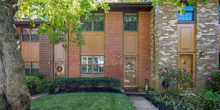 11307 HEADLANDS Court Gallery 1