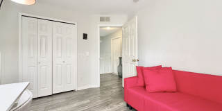 Beautifully Updated 2-Bedroom Townhouse w/ Finished Basement - Close to Royal Oak, Ferndale, Pleasant Ridge! Gallery 25