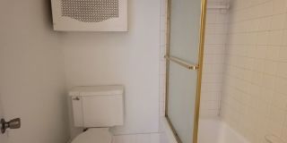 1309 East 21st Gallery 20