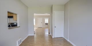 371 Cedar Street Gallery 9