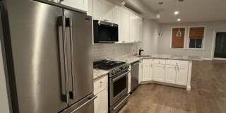 9 Independence Ave Gallery 1