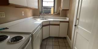 Large 4 bed in Allston Gallery 9