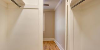 1035 Pearl Street Gallery 12