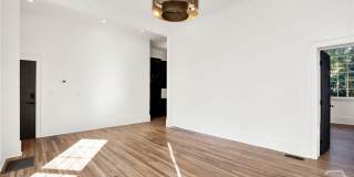 804 Drayton Street unit: 1 Gallery 18