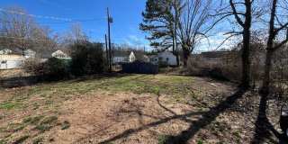 Knoxville 37920 - 2 bedroom, 1 bath home - Contact Adam Joachim (352) 220-7700 Gallery 13