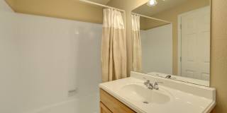 4Bd/2.5Ba Redmond Home Gallery 19