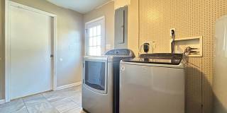 Charming 4-Bedroom Cul-de-Sac Home in Virginia Beach "ASK ABOUT OUR ZERO DEPOSIT" Gallery 9