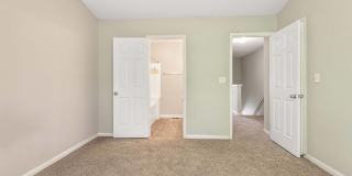 Alexander Crossing Apartments & Townhomes Gallery 19