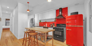 95 Avenue B Gallery 7