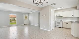 7170 Hickory Grove Gallery 12