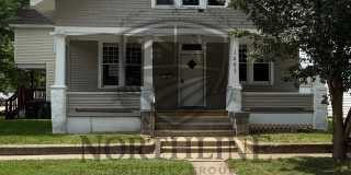 1403 Cass Street Gallery 1