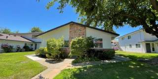 2 Bedroom Condo Walking Distance to Downtown Elk Grove and Elk Grove Park Gallery 1