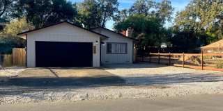 3 BED 2 BATH HOUSE IS SHASTA LAKE Gallery 1