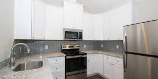 ADORABLE 2/1 APARTMENT CLOSE TO CAMPUS! Gallery 4