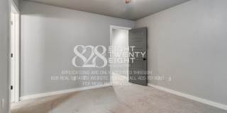 West Normans Best Kept Secret! 3 bd/2.5 bath Beautiful Townhome! Gallery 31
