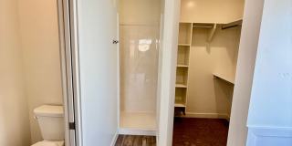 Beautiful 4-BR Home in Sunbrook Community Gallery 18
