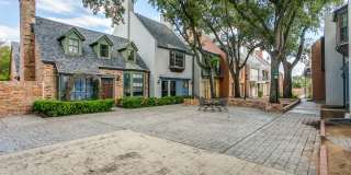 TERRELL HILLS TOWNHOUSE Gallery 4