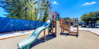 The View at Waters Edge Gallery 43