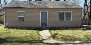 2 bed 1 bath house! Gallery 1