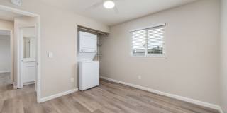 450 Manhattan Ave Gallery 15