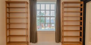 FOR RENT in LAKE BOTTOM! Available NOW! Gallery 7