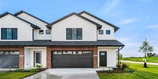 $2,500 | 3 Bedroom, 2.5 Bathroom Townhouse | No Pets | Available for August 1st, 2026 Move In! Gallery 1