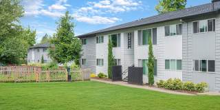 The Groves Gallery 24