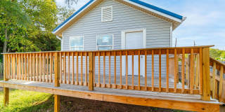 465 Brehl Avenue Gallery 21