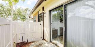 639 Banks Road Gallery 19