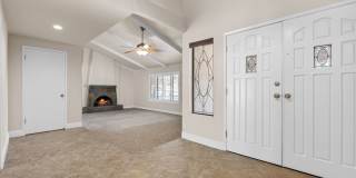 605 N El Rio Drive - Gorgeous Pool Home!! Gallery 15