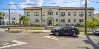 Spacious Two Bedroom Near Trinity University/ Bloomingdale- Great Location Gallery 1