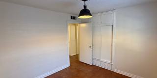 Gorgeous 3 Bed 1 Bath in The Village Gallery 10
