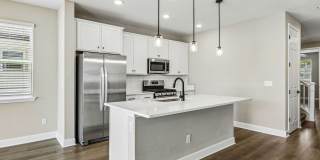 Immaculate 4 bedroom, 2.5 bathroom home with a dedicated office, spacious loft, and 2,648 square feet of living space Gallery 7
