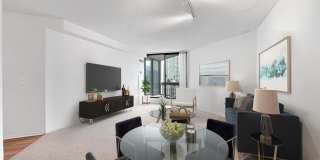 58 W Superior St Gallery 5