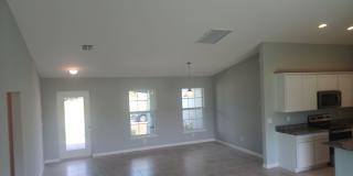 4/2 Newer  construction home. Gallery 15