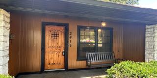 Charming 3 Bed 2 Bath Home with Bonus Den and Detached Garage Gallery 4