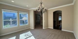 Spacious Luxury Home in Prestigious Country Club Community Gallery 5