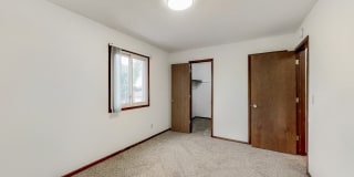 Robin Hill Gallery 29