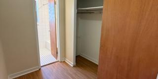 5424 Fifth Avenue Gallery 212