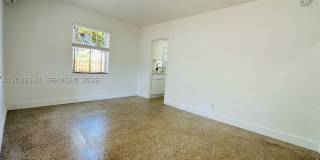 417 SE 14th Ct Gallery 9