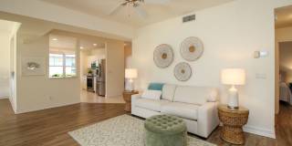 ***FURNISHED SEASONAL RENTAL***DIAMOND LAKE***2+DEN***AVAILABLE*** Gallery 1