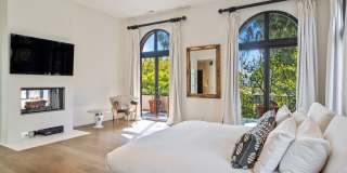 2328 SAN YSIDRO Dr Gallery 1