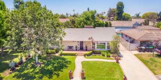 Private Newport Beach Cul-de-Sac Home Gallery 39