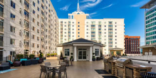 The Cosmopolitan Apartments Gallery 14