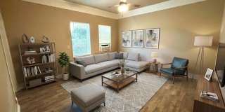 Downstairs 1BD/1BA Near San Antonio College – Easy Access, Central Location! Gallery 1