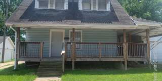 Great 3 bed 1 bath with large space recently updated near Cleveland Park Gallery 1