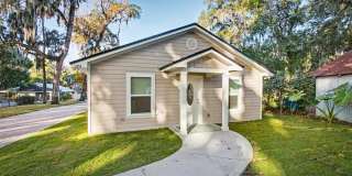 2210 Shepard Street Gallery 2